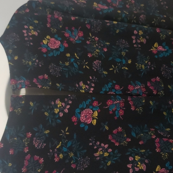 Garage floral romper - Picture 6 of 6